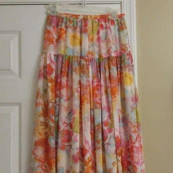 Women's Lovely Boston Proper Maxi Skirt - Picture 2 of 8